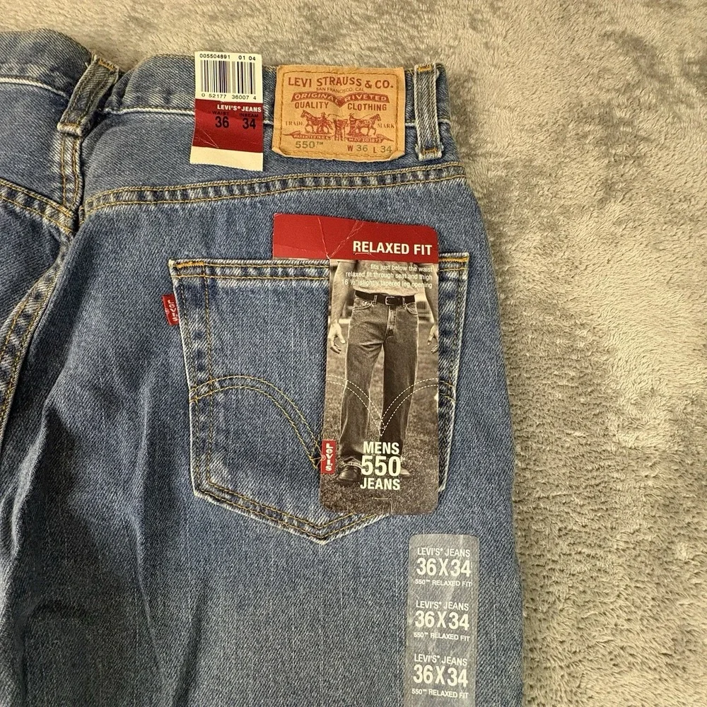 Levi 550 Men's 35x33.25 Blue NWT Tapered Relaxed Fit Jeans Made Mexico SEE DESC